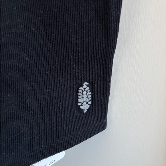 FREE PEOPLE all clear cami size M/L NWT - Picture 3 of 4